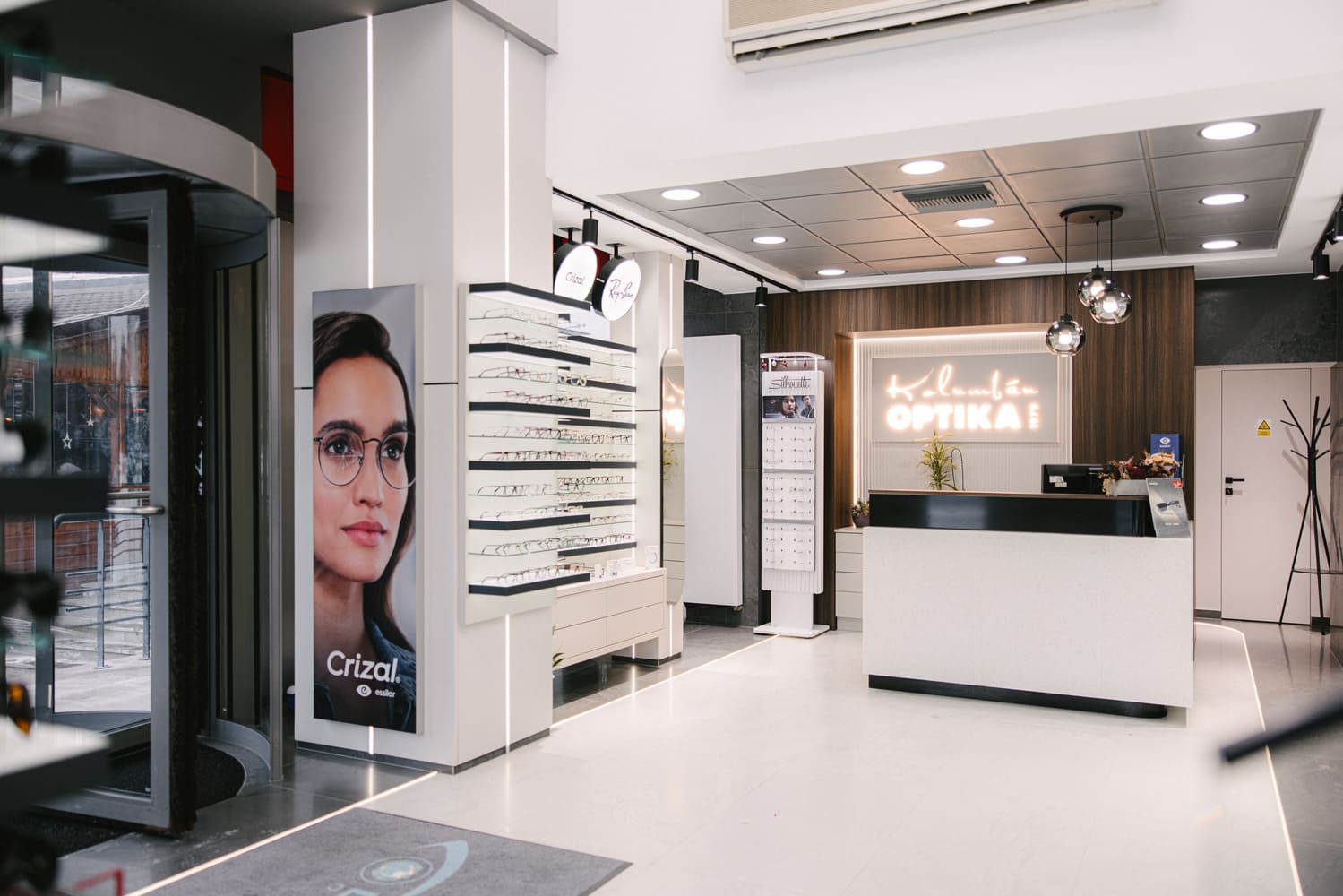 Csíkszereda, Kolumbán Optika & Dora Optics