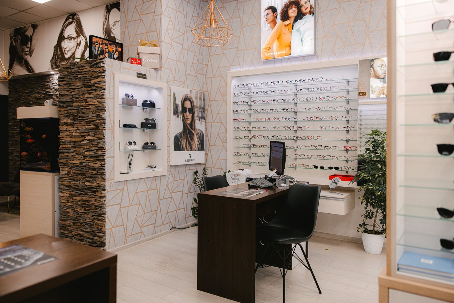 GiRó_KolumbanOptika-07724.jpg